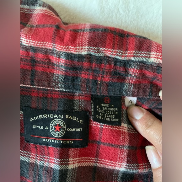 American Eagle Flannel Shirt Plaid Red & Dk Grey Buffalo Cotton Button Mens M - Picture 5 of 5